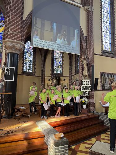 240623-St.-Jansfeest-St.-Jansviering-in-de-kerk-3