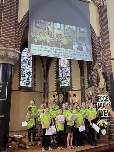 240623-St.-Jansfeest-St.-Jansviering-in-de-kerk-8