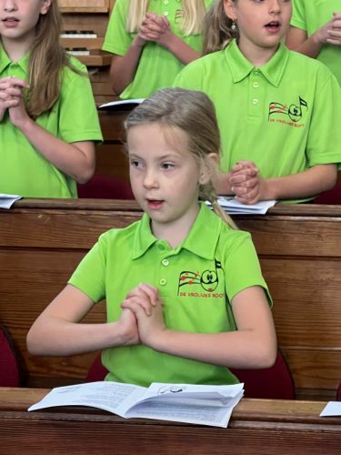 261004 Gezinsviering met dierenzegening
